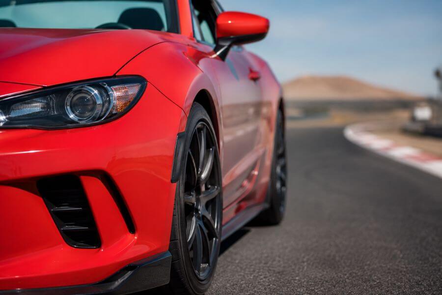 Read more about the article 10 Best Track Day Cars for Beginners Under $30,000