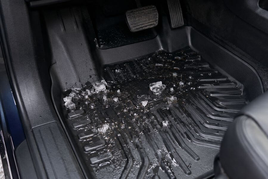 Read more about the article 7 Most Popular WeatherTech Floor Liners to Protect Your Car from Mud and Snow